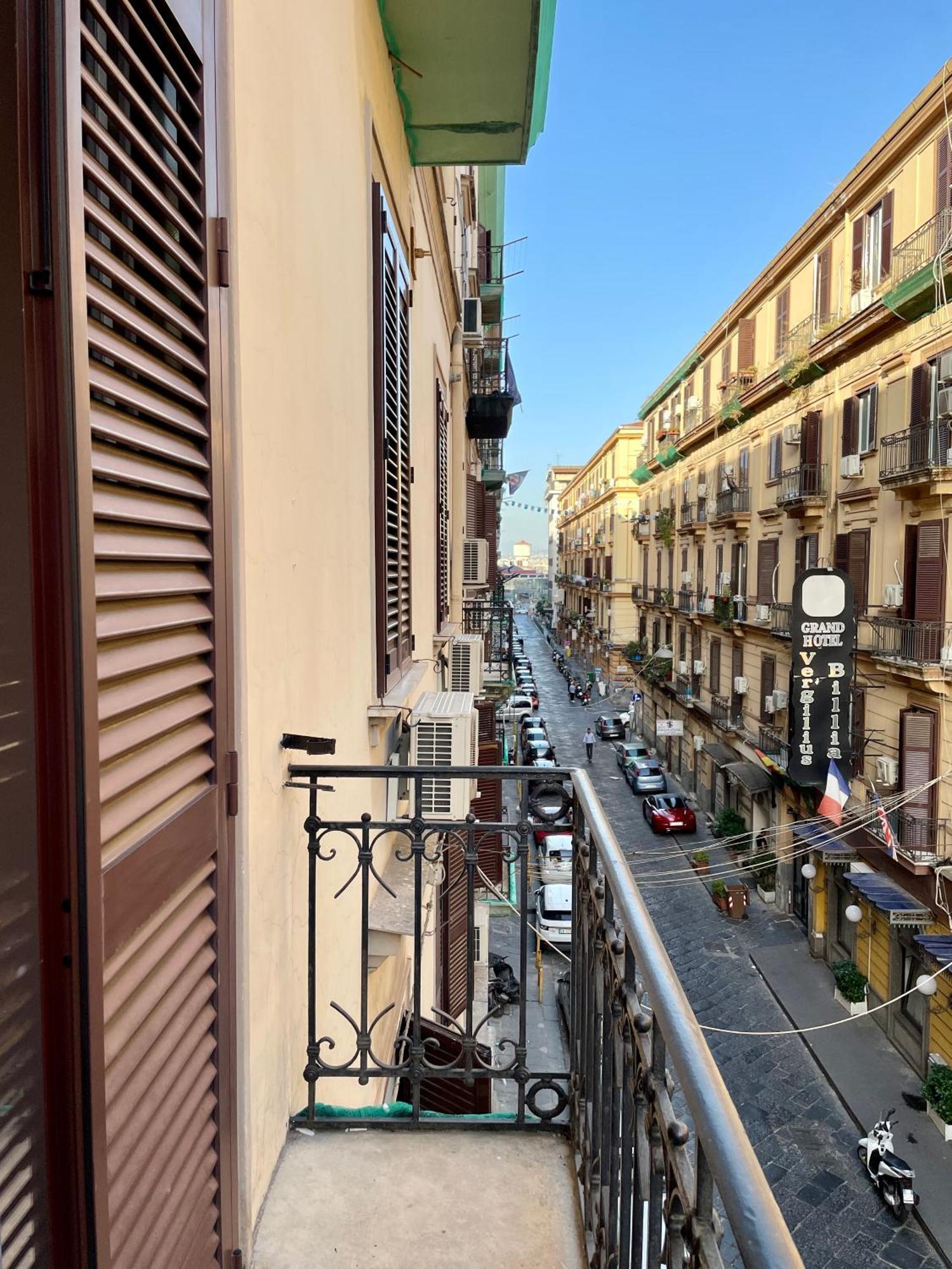 Napoli Centrale Suite Nápoles Exterior foto